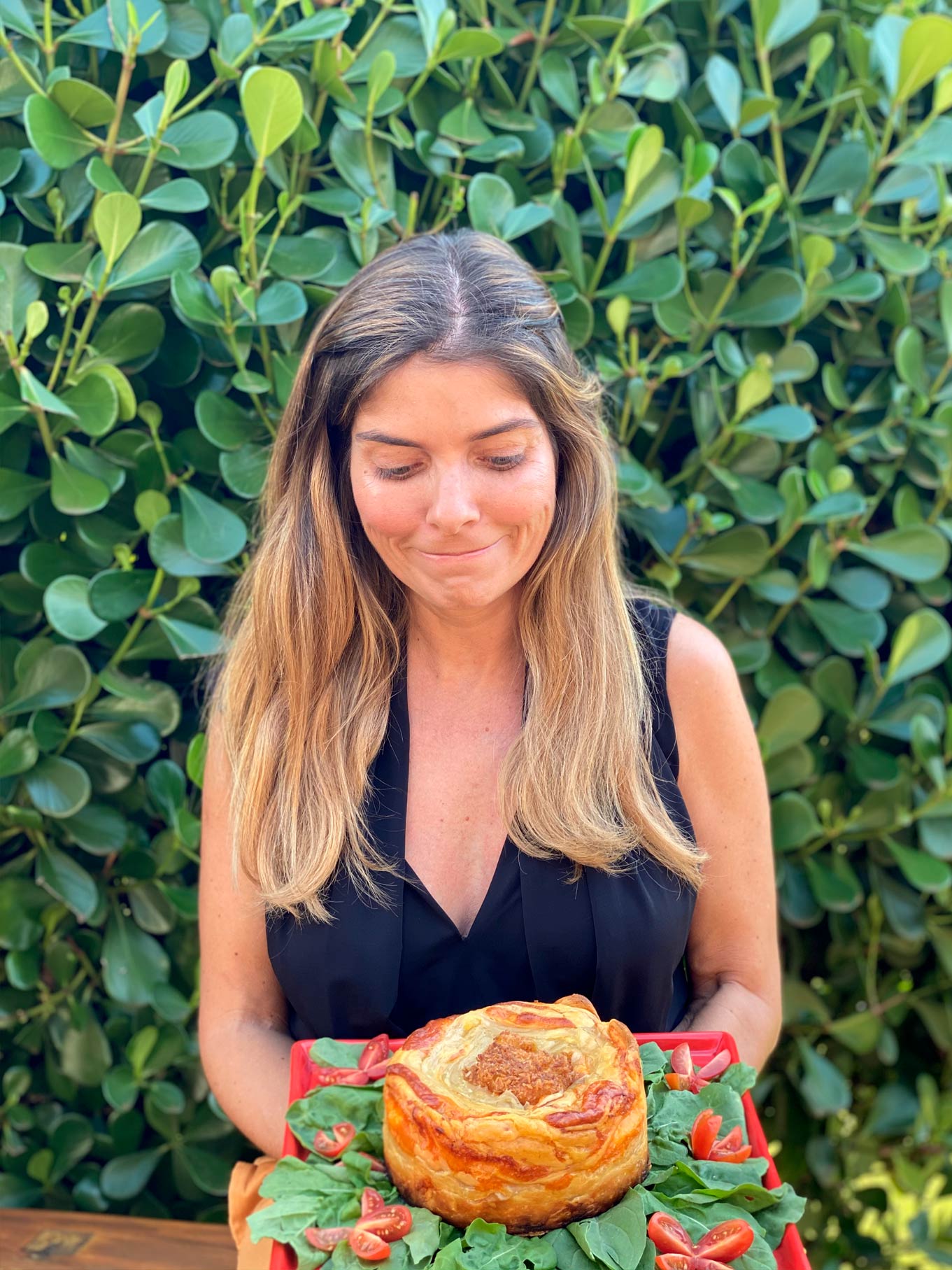 Torta Folhada com Queijo e Presunto Cru 